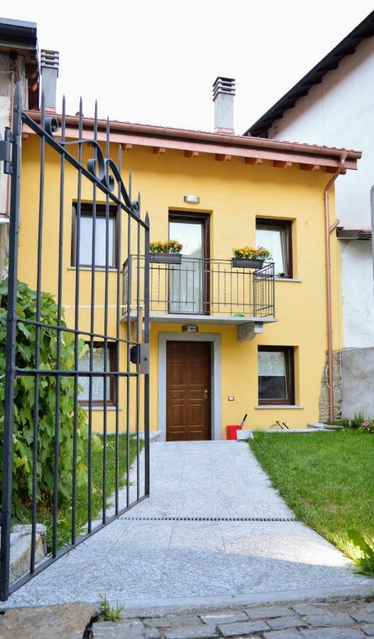 ヴェルバーニア Casina Dello Zioヴィラ エクステリア 写真